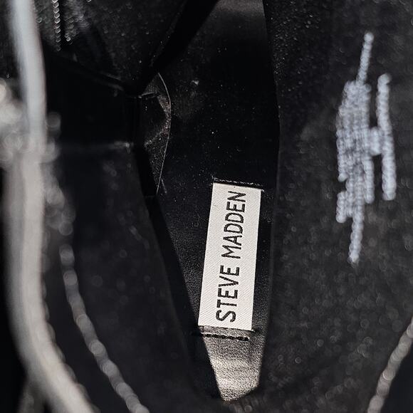 NEW Steve Madden Layan Ankle Bootie Womens 9 Black Suede Pointed Toe Heel - Picture 11 of 14